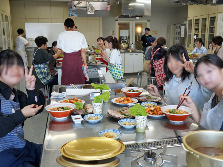 韓国料理教室の参加者